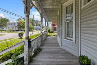601 N Road Street, Elizabeth City, NC 27909 – photo 3: 4-web-or-mls-nro-38