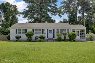412 Seminole Trail, Jacksonville, NC 28540 – photo 1: 6g8a2139_974