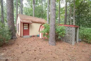 109 Bayridge Court, Rocky Mount, NC 27803 — 3-bedroom home, Rocky Mount, NC, photo 22 of 22: IMG_7294