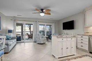 9201 Coast Guard Road F102, Emerald Isle, NC 28594 – photo 22: 21-web-or-mls-1S3A3077