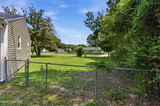 501 Henderson Drive, Jacksonville, NC 28540 – photo 10