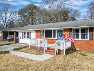 609 Forest Grove Avenue, Jacksonville, NC 28540 – photo 2: 609 Forest Grove Avenue