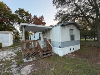 1321 Caison Avenue SW, Supply, NC 28462 — 2-bedroom manufactured home in Holiday Acres, Supply, NC, photo 12 of 24