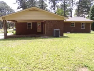 6518 Fairway Drive, Grifton, NC 28530 – photo 3: Back