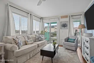 301 Commerce Way 101, Atlantic Beach, NC 28512 – photo 2: 12-web-or-mls-1S3A7481