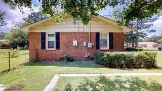 604 N Pinecrest Drive, Goldsboro, NC 27534 – photo 5: PN-604-N-Pinecrest-Drive-08112026_144444