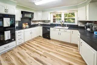 413 N Franklin Street, Whiteville, NC 28472 – photo 11: No 0004 413NFranklinStWhitevilleNC MattM