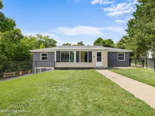 11a Dewitt Street, Jacksonville, NC 28540 — 3-bedroom home in Oak Grove, Jacksonville, NC, photo 1 of 39: Front