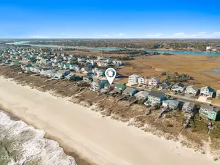 1011 Ocean Boulevard W, Holden Beach, NC 28462 – photo 5: 11-web-or-mls-cammediallc.com-05 propert