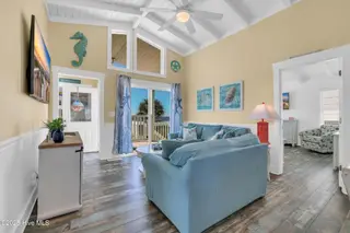 414 E Second Street, Ocean Isle Beach, NC 28469 – photo 22: 21_tg5_0682_1
