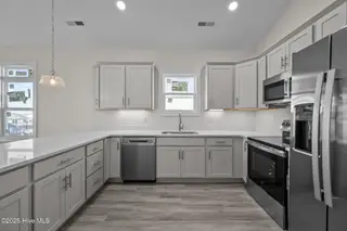 152 Sea Gull Lane 8b, North Topsail Beach, NC 28460 – photo 13: 14-web-or-mls-_Z720154