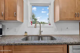 140 NE 18th Street, Oak Island, NC 28465 – photo 18