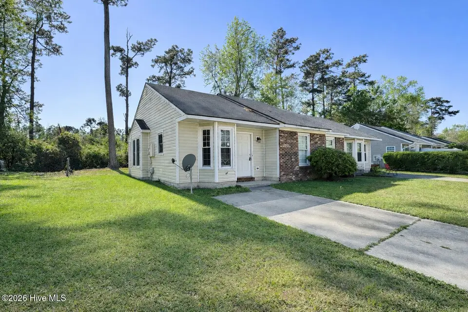 1941 Rolling Ridge Drive, Midway Park, NC 28544 – photo 1 of 14: Front of property