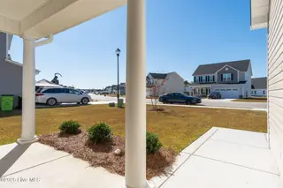 2032 Bluewater Boulevard, New Bern, NC 28562 – photo 7: 2032 Bluewater blvd-7