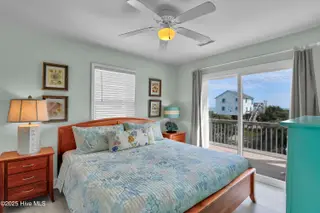 600-A N Anderson Boulevard, Topsail Beach, NC 28445 – photo 17: Primary Bedroom, Top Floor