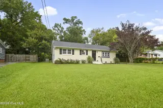 305 White Oak Street, Jacksonville, NC 28540 – photo 3