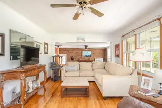 2596 Cedar Island Road, Cedar Island, NC 28520 — 3-bedroom home, Cedar Island, NC, photo 8 of 27: 2596 CEDAR ISLAND ROAD (9)