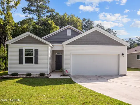 697 Morris Landing Rd, Holly Ridge