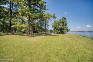 800 1 Rivershore Road, Elizabeth City, NC 27909 – photo 3: 1-web-or-mls-800-rivershore-rd