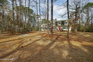 10020 S Olde Towne Wynd, Belville, NC 28451 — 3-bedroom home in Olde Towne, Belville, NC, photo 2 of 56: 10020SOldeTowneWyndSE-4