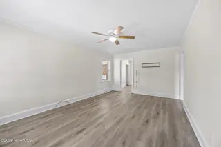 2704 Shawnee Place, Greenville, NC 27834 – photo 5: 25-web-or-mls-IMG_7025