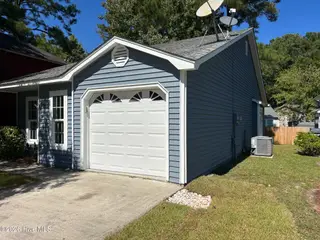 1080 Valley Drive SW, Calabash, NC 28467 — 2-bedroom home in Hidden Valley, Calabash, NC, photo 1 of 31: IMG_4663
