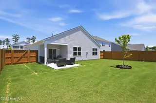 2000 Minnette Circle, New Bern, NC 28562 – photo 23: 4-web-or-mls-DSC_0212