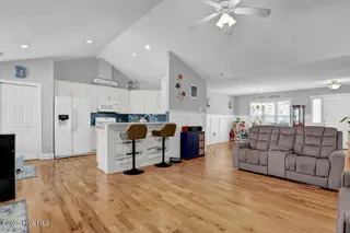 1031 Washington Acres Road, Hampstead, NC 28443 — 3-bedroom home in Washington Acres, Hampstead, NC, photo 9 of 56