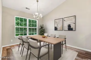 2209 Locksley Woods Drive G, Greenville, NC 27858 – photo 6: 7-web-or-mls-Dining Room