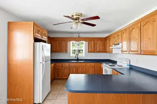 313 W Lewis Street A & B, Whiteville, NC 28472 – photo 10: 313_W_Lewis_St_Whiteville_NC_010