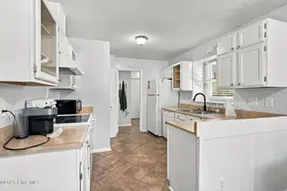 114 NW 23rd Street, Oak Island, NC 28465 — 2-bedroom home in Pinners Point, Oak Island, NC, photo 18 of 32: 21-web-or-mls-DSC09375