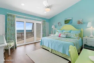 565 Salter Path Road S3 Ocean Grove West, Pine Knoll Shores, NC 28512 – photo 14: Primary suite