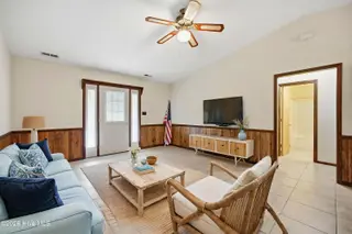 128 Doe Drive, Emerald Isle, NC 28594 – photo 10: 19-web-or-mls-img_4481 - Living Room - C