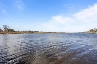 19 Batts Hill Road, New Bern, NC 28562 – photo 2: 21-web-or-mls-0C0A5633