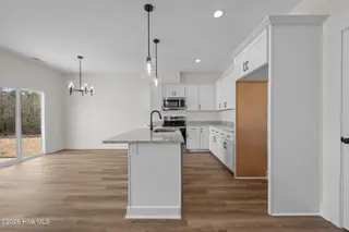 107 Maple Court, Havelock, NC 28532 – photo 14: 27-web-or-mls-DSC_6581