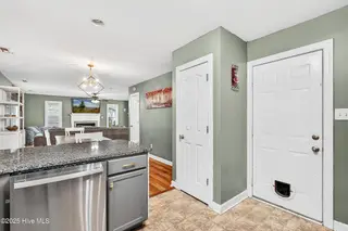 401 Savannah Drive, Jacksonville, NC 28546 – photo 14: 14