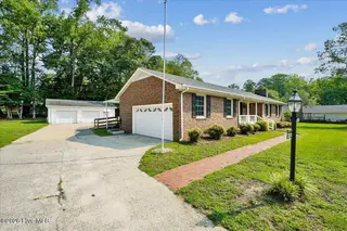 2430 Forrest Drive, Kinston, NC 28504 – photo 6: 06-2430 Forrest Dr-6