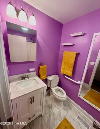 100 E Berkshire Road, Greenville, NC 27858 – photo 7: IMG_3722