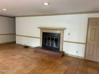 1514 Crescent Drive, Elizabeth City, NC 27909 – photo 18: Den