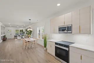 2149 Washington Street, Wilmington, NC 28401 – photo 21: 23-web-or-mls-DSC00344