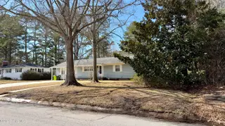 1113 Cherry Tree Drive, New Bern, NC 28562 – photo 7: 1113 Cherry Tree Dr.