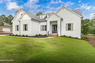 226 Longleaf Drive, West End, NC 27376 – photo 4: 250812226 Longleaf (Ext)-3848