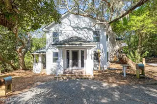 30 Cedar Court, Bald Head Island, NC 28461 — 4-bedroom home in BHI Stage II Cedar Ct, Bald Head Island, NC, photo 7 of 60