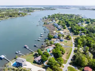 725 Chadwick Shores Drive, Sneads Ferry, NC 28460 – photo 5: waterviews