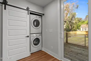 315 Meares Street, Wilmington, NC 28401 – photo 24: 21-web-or-mls-DSC05906