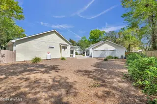 511 Spencer Farlow Drive, Carolina Beach, NC 28428 – photo 18: 511spencer-farlowdr_00034