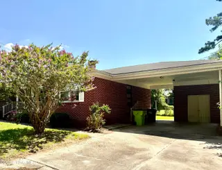 1702 Clark Avenue, New Bern, NC 28560 – photo 3: Carport