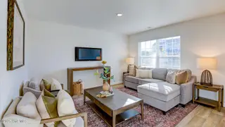 4129 Laurel Ridge Drive B, Greenville, NC 27834 — 2-bedroom townhome in Laurel Ridge, Greenville, NC, photo 6 of 27: 4129 Laurel Ridge Drive B
