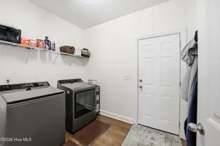 32 Kenilworth Street, Clayton, NC 27527 – photo 17: 09-LaundryRoom