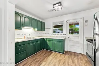 106 S Griffin Street, Elizabeth City, NC 27909 – photo 8: 16-106 s Griffin - Kitchen-1